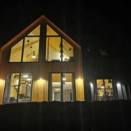 Beskidzka Stodola Przy Szlaku Z Pieknym Widokiem Zlatna Exterior photo